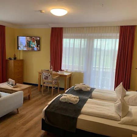 Der Schlossberghof Marzoll - Landidyll & Naturgarten - Vital-sportlich-gesund- Hotel 3*