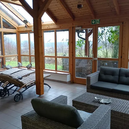 ホテル Der Schlossberghof Marzoll - Landidyll & Naturgarten - Vital-sportlich-gesund- バートライヘンハル